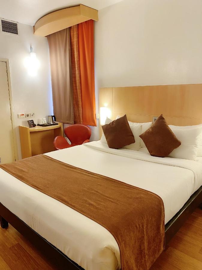 Ibis Lagos Ikeja Bagian luar foto