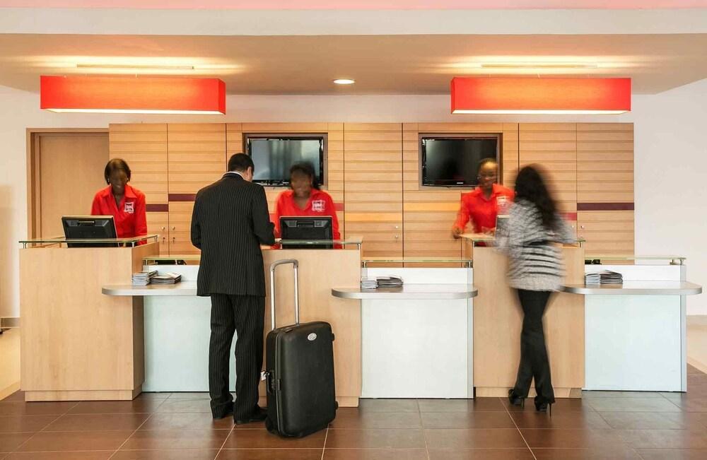 Ibis Lagos Ikeja Bagian luar foto