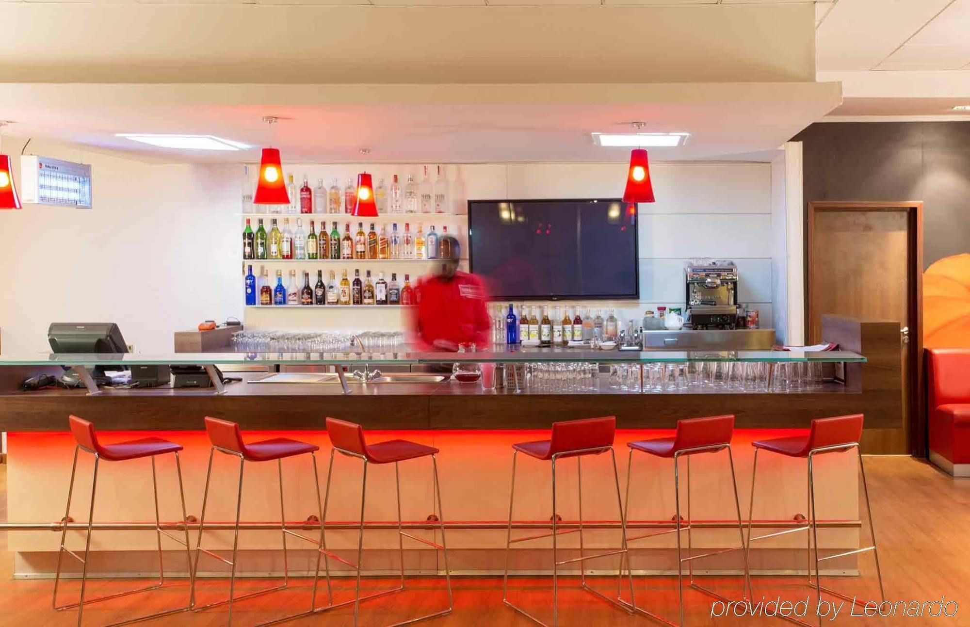 Ibis Lagos Ikeja Bagian luar foto
