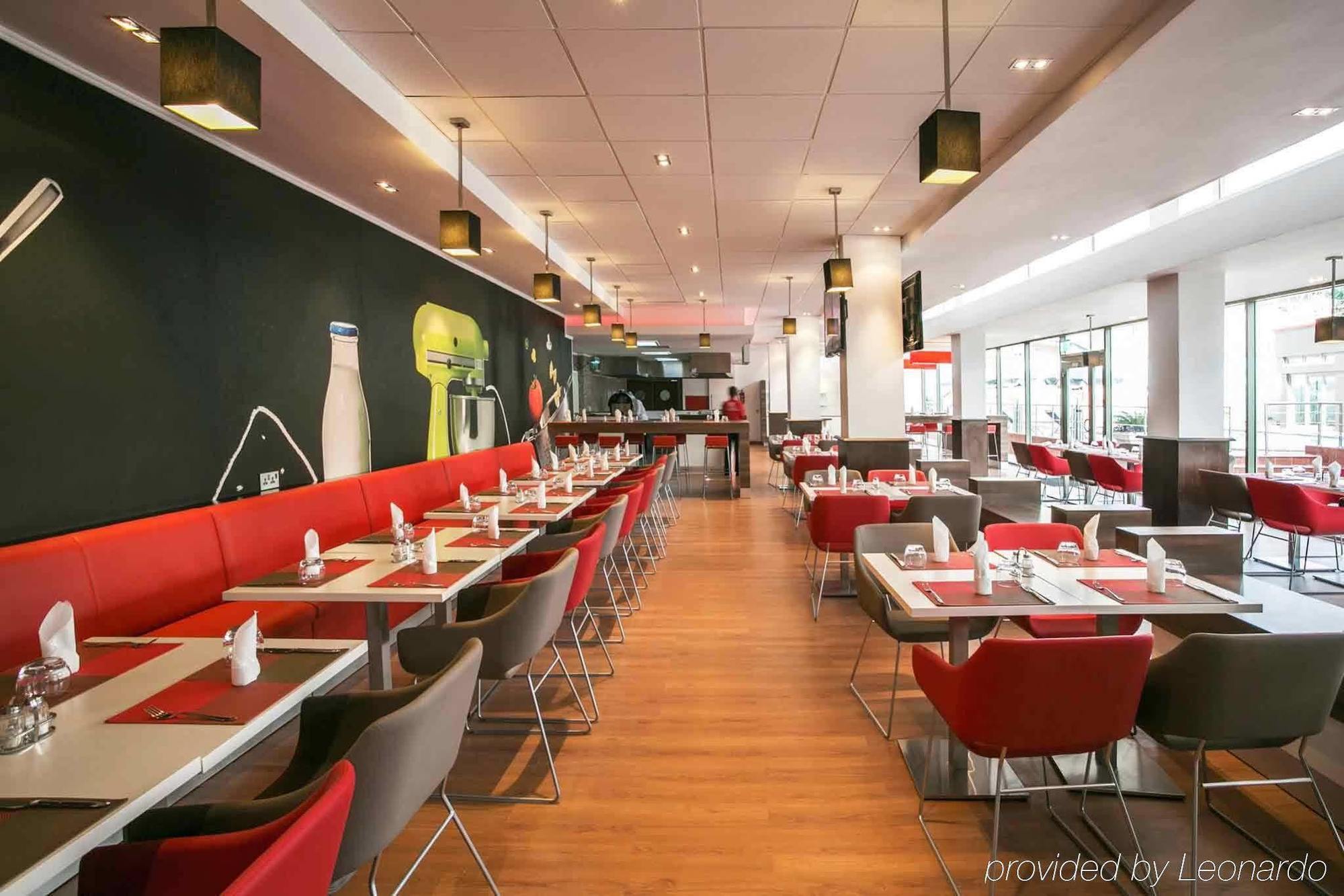 Ibis Lagos Ikeja Bagian luar foto