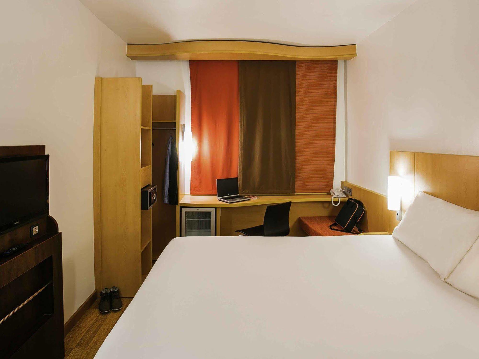 Ibis Lagos Ikeja Bagian luar foto