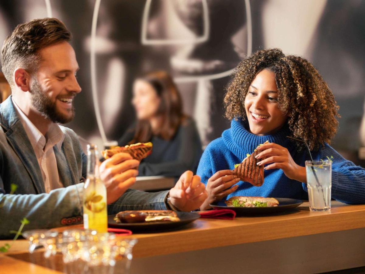 Ibis Lagos Ikeja Bagian luar foto